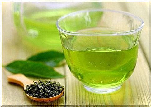 natural treatments for allergic rhinitis: green tea