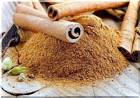 Cinnamon helps e.g.  to lower cholesterol.