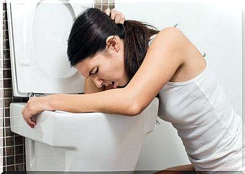 vomiting may be a symptom of kidney stones