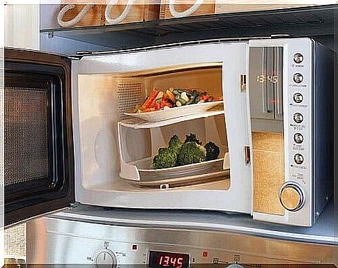 9 awesome tricks your microwave can do