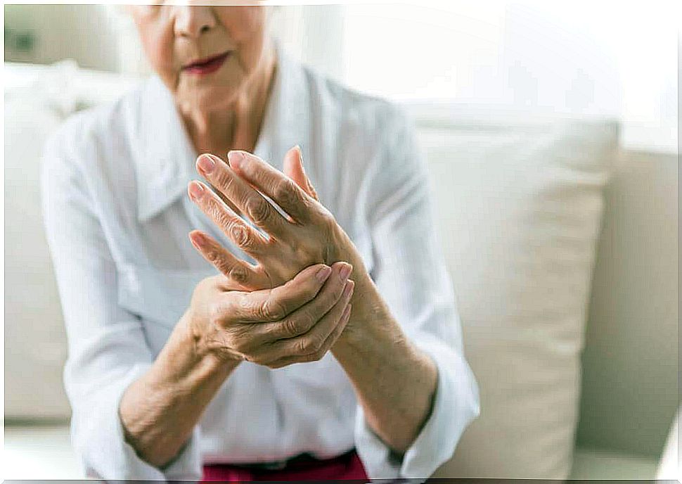 Elderly woman with rheumatism