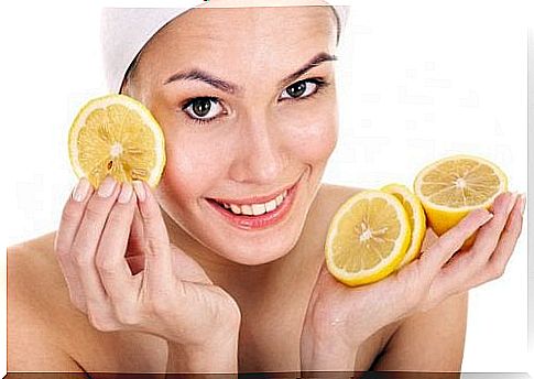 You can use lemon to treat seborrheic dermatitis.