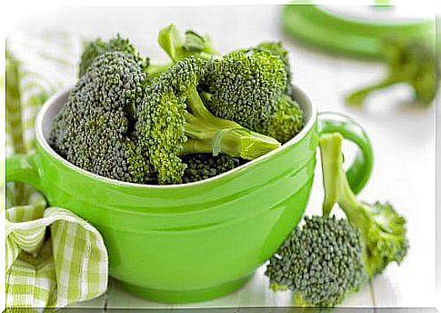 health benefits of broccoli soup