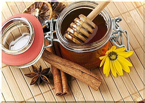 Honey and cinnamon together give the best possible medicinal properties.