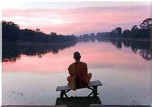 Buddha on the river