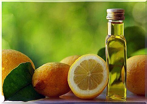 enjoy olive oil and lemon to regenerate and cleanse the liver