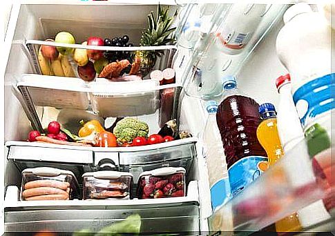 Refrigeration and freezing are the most common methods of preserving the nutritional value of food because they inhibit the enzymatic effects of food and the growth of bacteria.