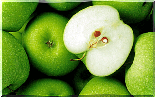 fruit apple