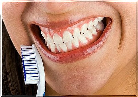 whiten teeth effectively